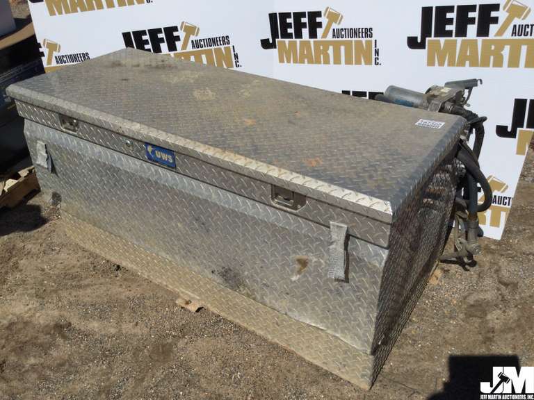 UWS 100L 100 GAL ALUM FUEL TANK/TOOLBOX COMBO Jeff Martin Auctioneers, Inc.