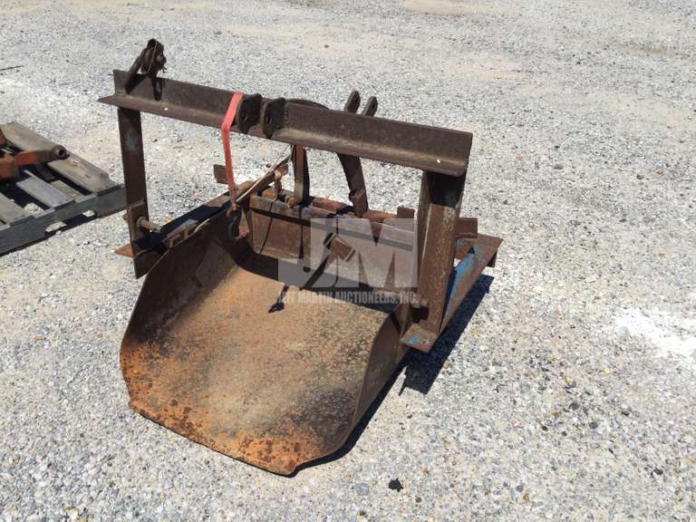 3PT DIRT PAN Jeff Martin Auctioneers, Inc.