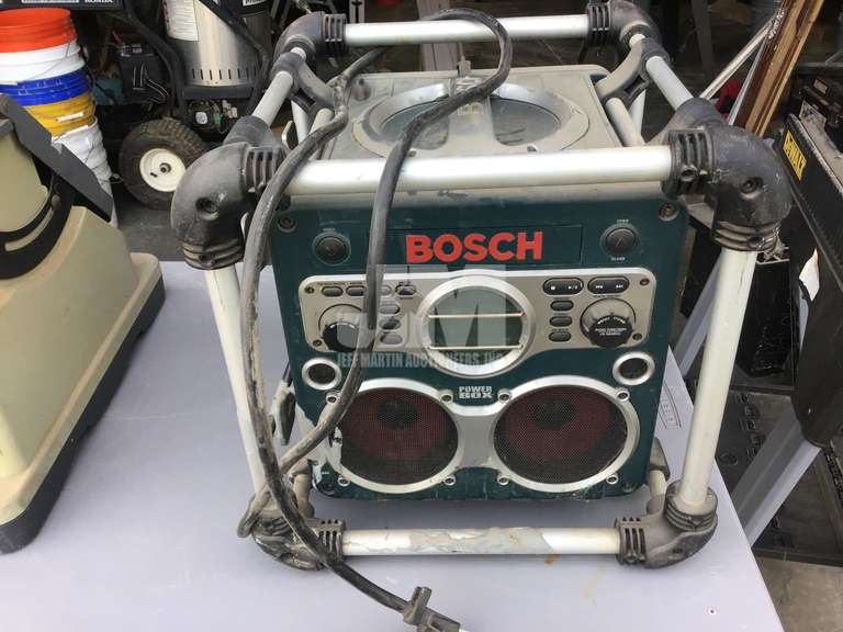 BOSCH CHARGER/BATTERY & RADIO ,ELECTRIC - Jeff Martin Auctioneers, Inc.