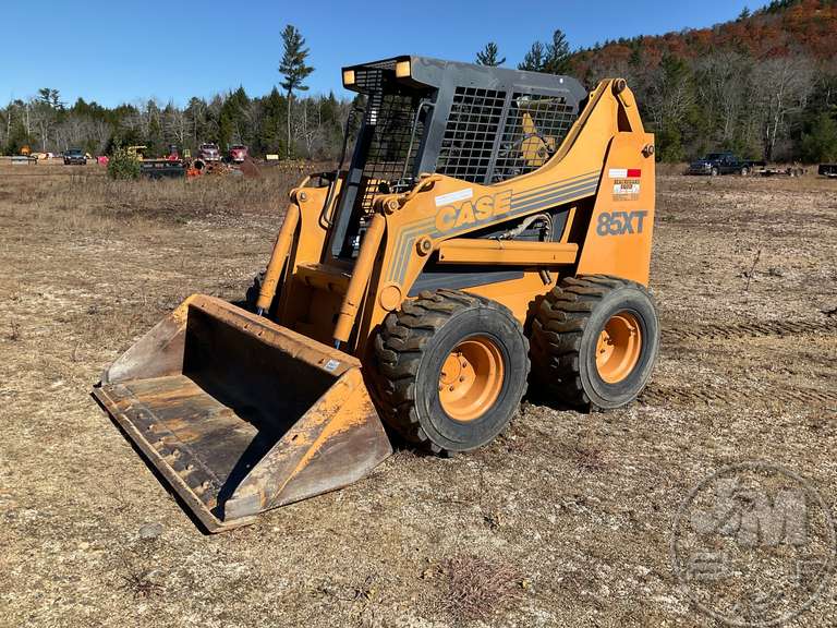 2004 CASE 85XT SKID STEER SN JAF411705 CAB Jeff Martin Auctioneers, Inc.
