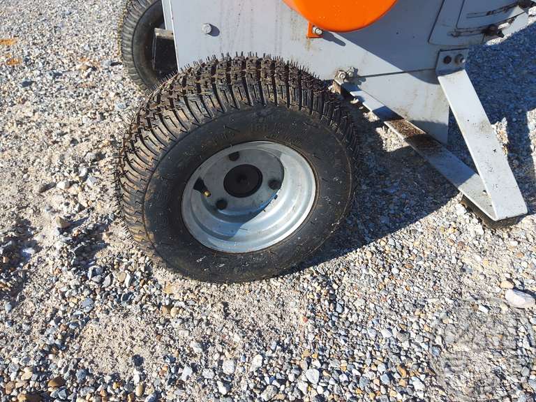 BRUSH MASTER CH3 CHIPPER - Jeff Martin Auctioneers, Inc.