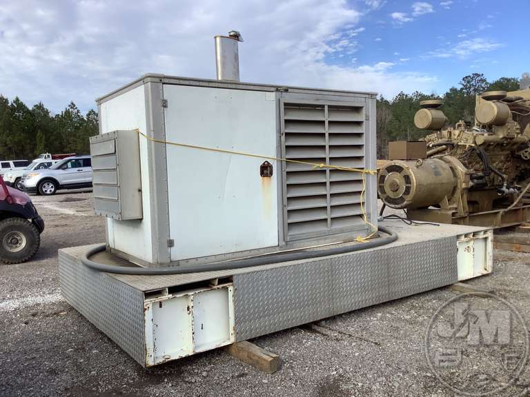 ONAN 30.0DEH15R/11301D 30 KW STATIONARY GENERATOR SN