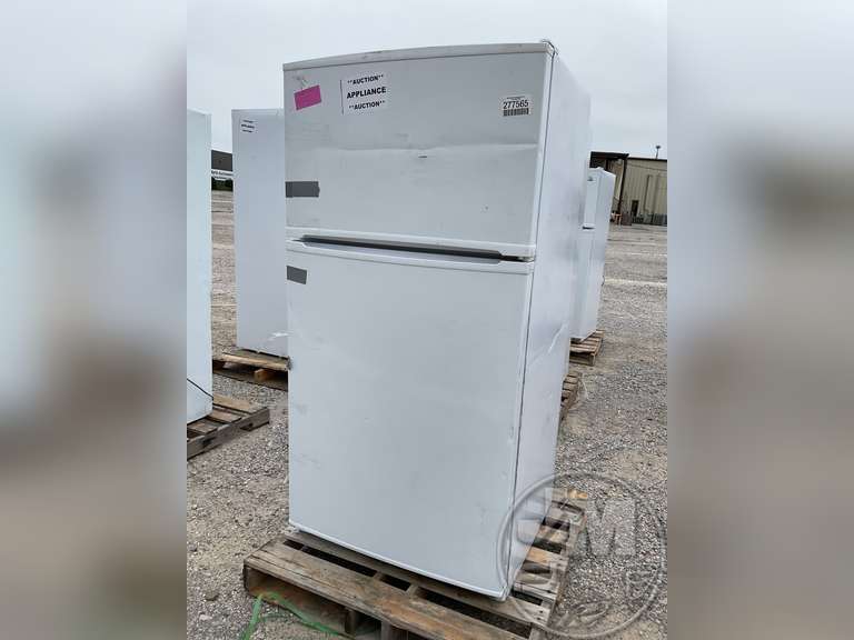 CRITERION REFRIGERATOR ***CONDITION UNKNOWN*** Jeff Martin