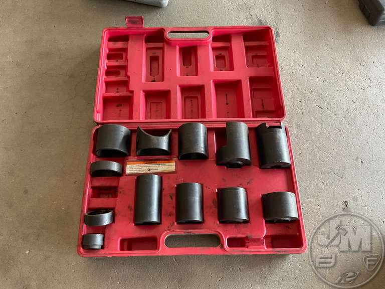 U.S GENERAL MASTER BALL JOINT ADAPTER SET Jeff Martin Auctioneers, Inc.