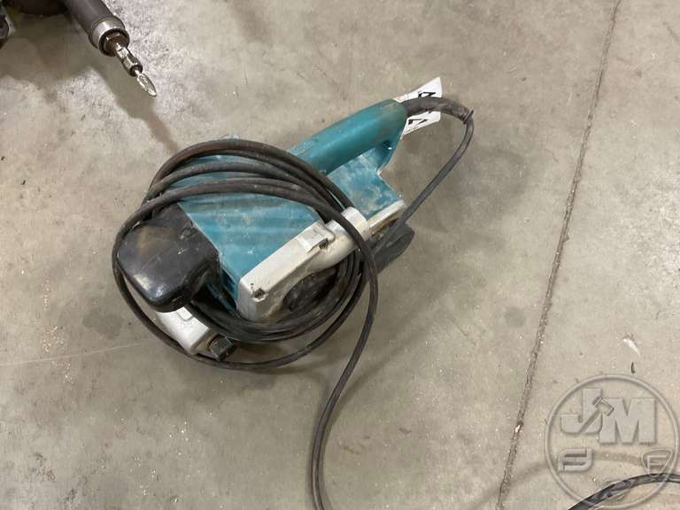 MAKITA 9903 BELT SANDER - Jeff Martin Auctioneers, Inc.