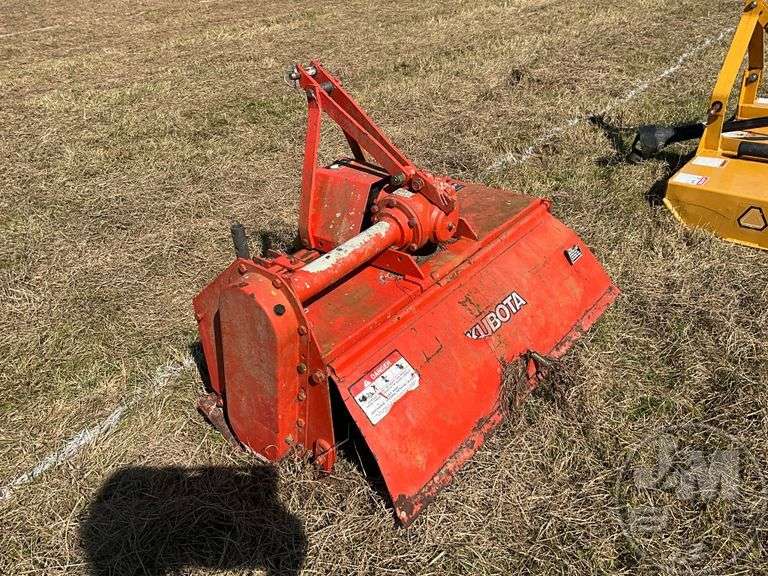 KUBOTA B40C ROTO TILLER SN 13153 Jeff Martin Auctioneers, Inc.