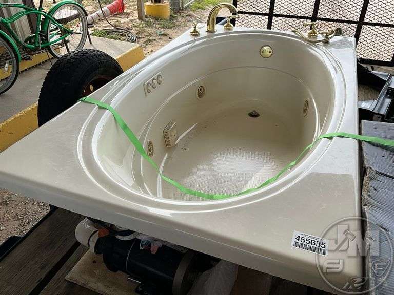 ACRYLIC JACUZZI BRAND TUB WITH SIDE PANELS AND TRIM Jeff Martin