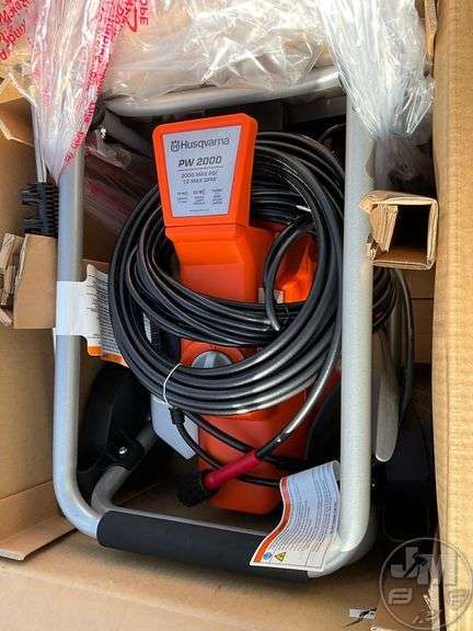 HUSQVARNA PW 2000 PRESSURE WASHER - Jeff Martin Auctioneers, Inc.