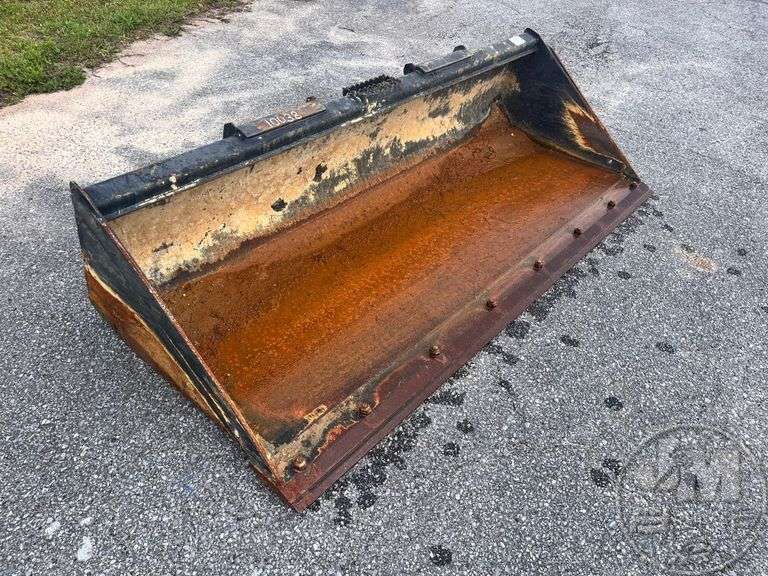 JOHN DEERE WORKSITE PRO C84 HEAVY DUTY WITH EDGE SN 0015274 SMOOTH