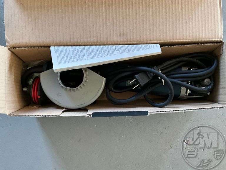 BOSCH 1821 5” RAT TAIL ANGLE GRINDER Jeff Martin Auctioneers, Inc.