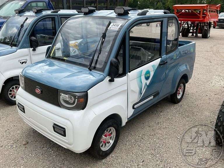 2024 MECO P4 ELECTRIC VEHICLE P4240651 - Jeff Martin Auctioneers, Inc.