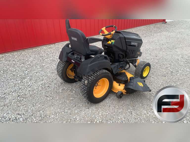 2017 CRAFTSMAN 8400 PRO SERIES RIDING MOWER SN: 1H157H10211 - Freije