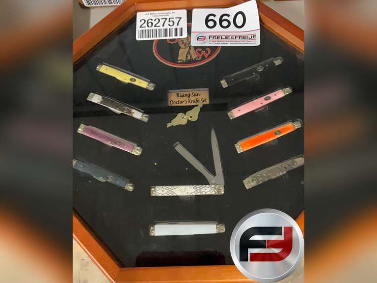 S&W RISING SUN DOCTORS 10 KNIFE SET IN DISPLAY CASE Freije & Freije