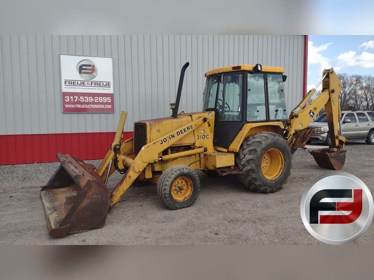 1987 JOHN DEERE 310C LOADER BACKHOE SN T0310CA738736 Freije & Freije