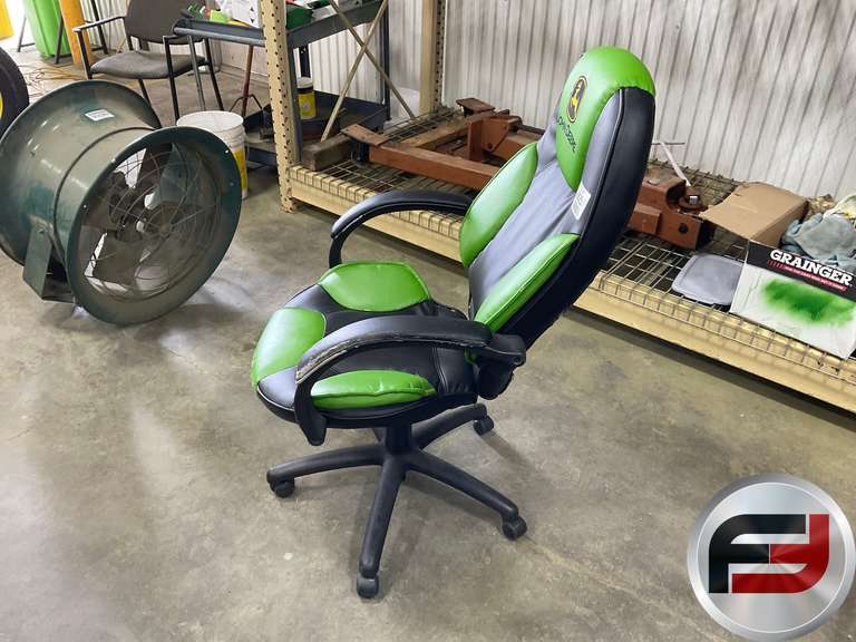 JOHN DEERE OFFICE CHAIR, USED Freije & Freije Auctioneers