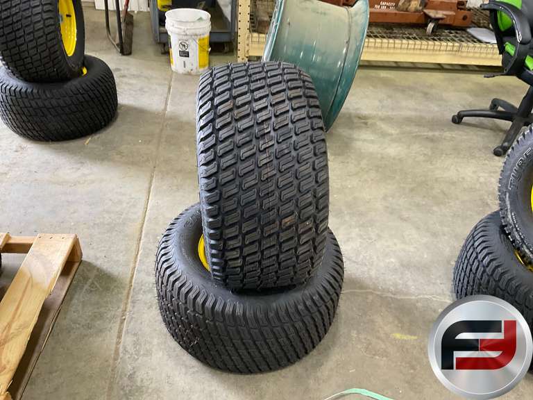 JOHN DEERE Z900 TIRES AND WHEELS Freije & Freije Auctioneers