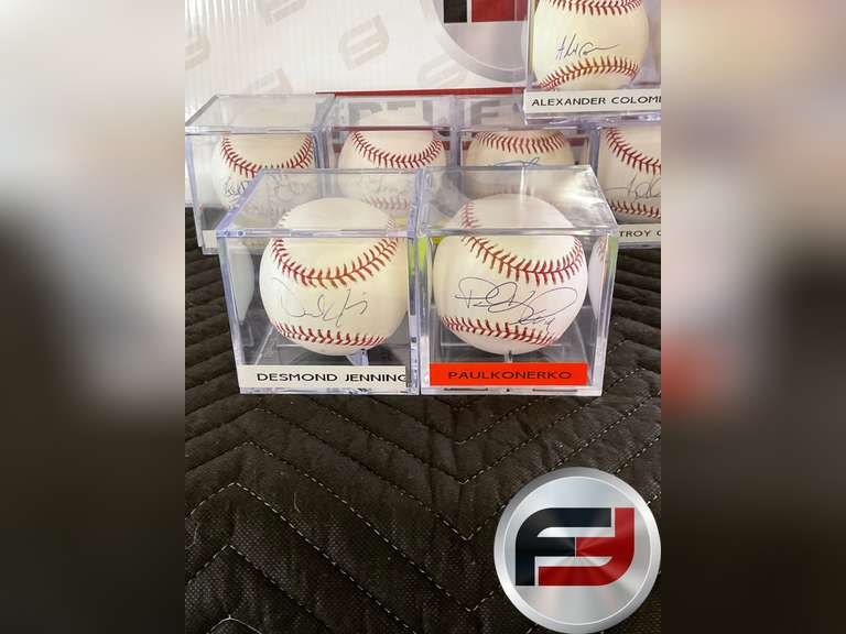 12 SIGNED BASEBALLS, FREDDY GARCIA, JUSTIN UPTON, TODD ZEILE, DESMOND