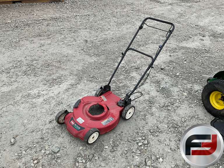 22” DECK FOR A 20028 TORO PUSH MOWER Freije & Freije Auctioneers