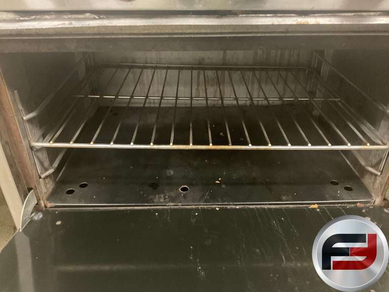 1ST FLOOR, CASTLE COMMERCIAL 6 BURNER STOVE, BUYER IS RESPONSIBLE