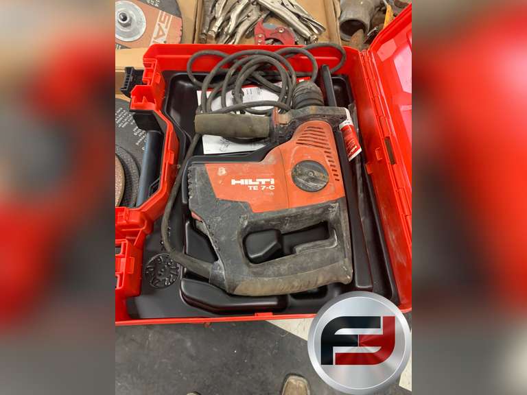 HILTI TE 7-C HAMMER DRILL - Freije & Freije Auctioneers