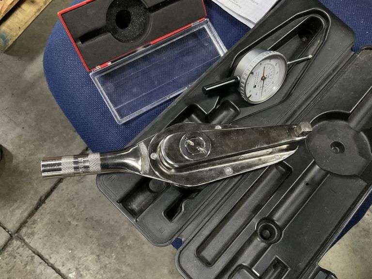 Snap on torque wrench 3/8, digital gauge - Legacy Auction Company