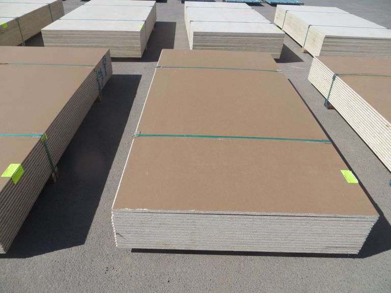 OSB Shed Floor 23/32" x 48" x96" Lambrecht Auction, Inc.