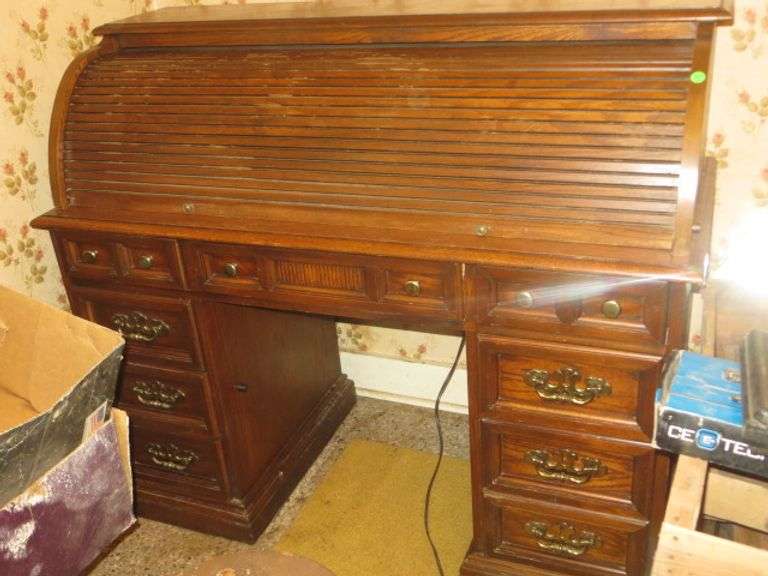Oak Finish RollTop Desk Lambrecht Auction, Inc.