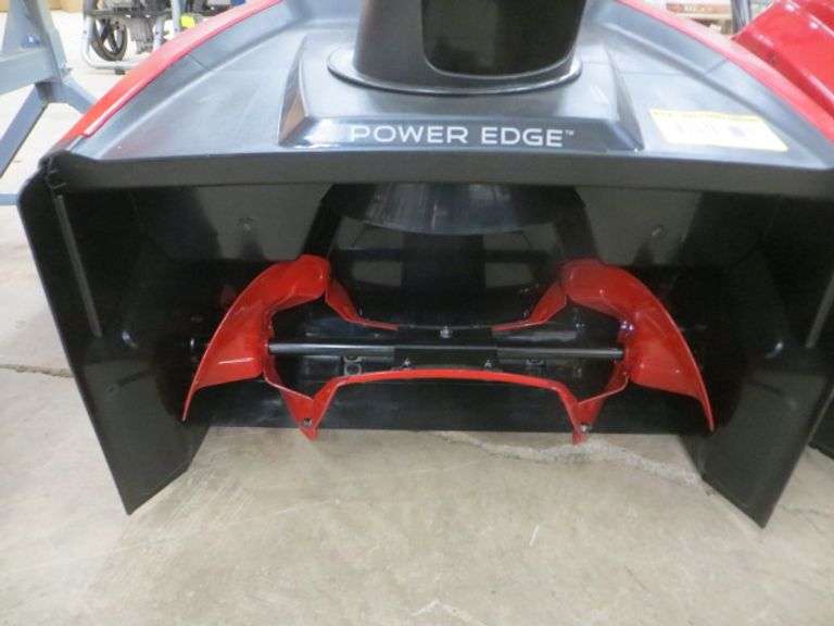 Toro Power Clear 821 OZE Snow Thrower-See Details - Lambrecht Auction, Inc.