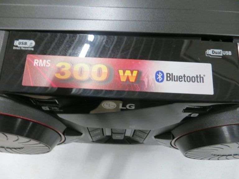 Lg XBOOM CKM4 Mini Hi-Fi System - Lambrecht Auction, Inc.