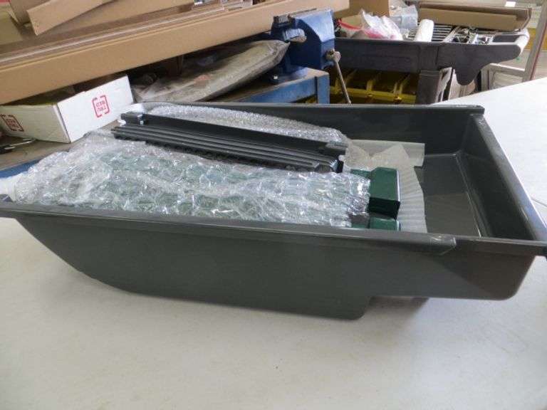 Smart Scoop Auto Litter Cat Box Lambrecht Auction, Inc.