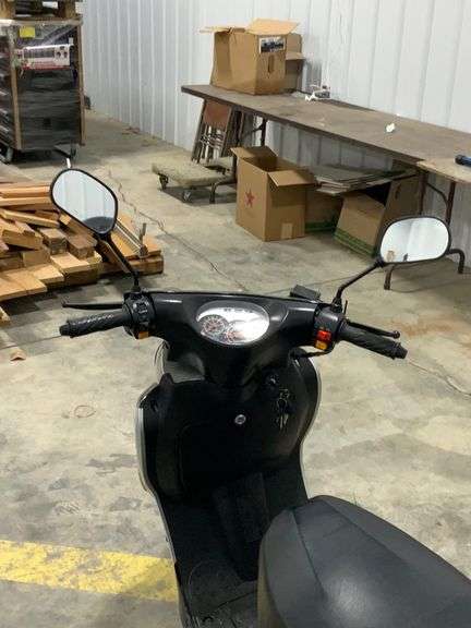 VIP Future Champion Scooter - Langham Auctioneers