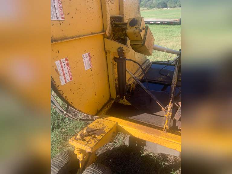 Alamo 20ft Batwing Shredder Alamo 20ft Batwing Shredder Leap Auctions, LLC