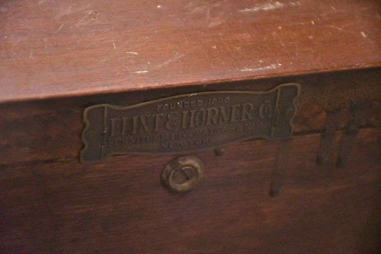 Flint & Horner inlaid mahogany 3 drawer dresser with mirror; 558203