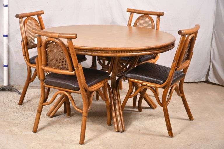 Rattan 5 piece set; 1922343,2344 R.H. Lee & Co. Auctioneers