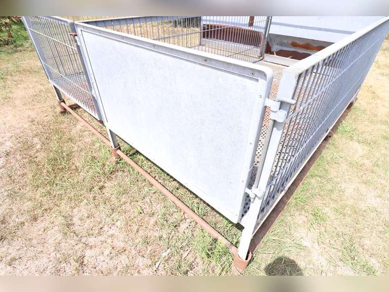 Piglet Weaning Pen Adam Marshall Land & Auction, LLC