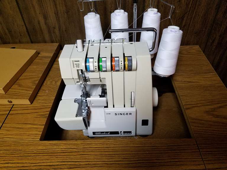 Singer 6235 Sewing Machine and Singer HU64A Serger With