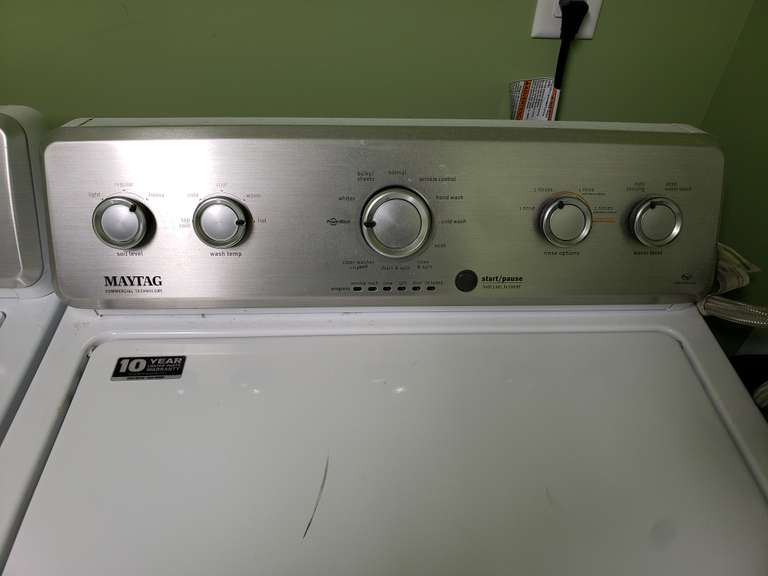 Maytag top load washing machine Adam Marshall Land & Auction, LLC