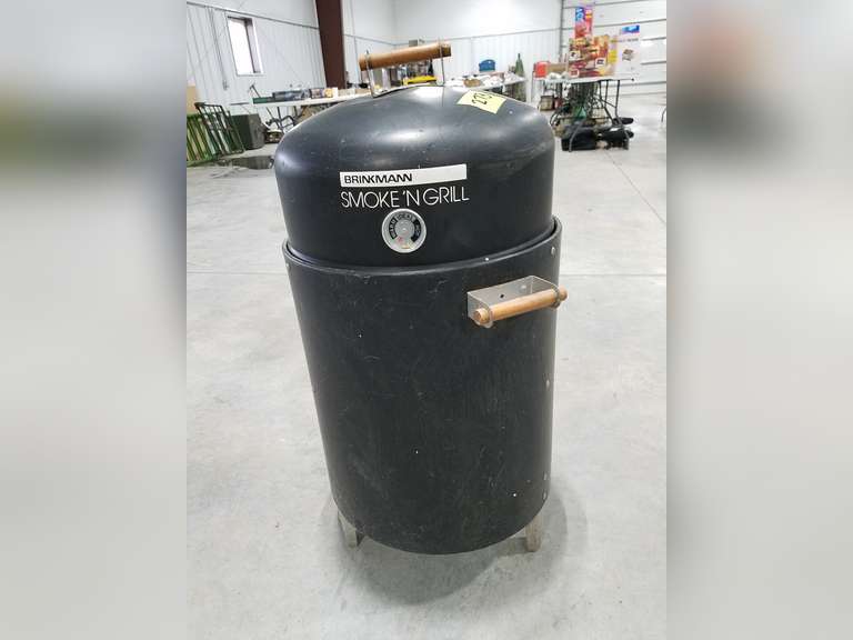 Brinkmann Electric Smoke N' Grill Adam Marshall Land & Auction, LLC