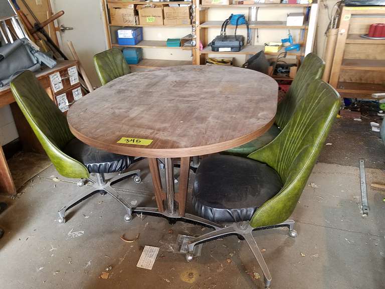 Retro Kitchen Table and (4) Chairs Adam Marshall Land & Auction, LLC