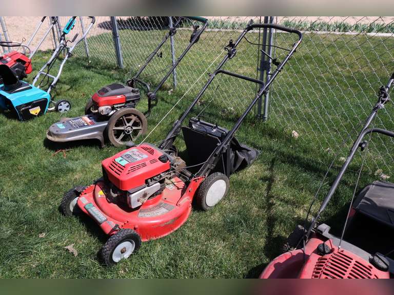 Snapper 6HP self propelled mower with bagger - Adam Marshall Land