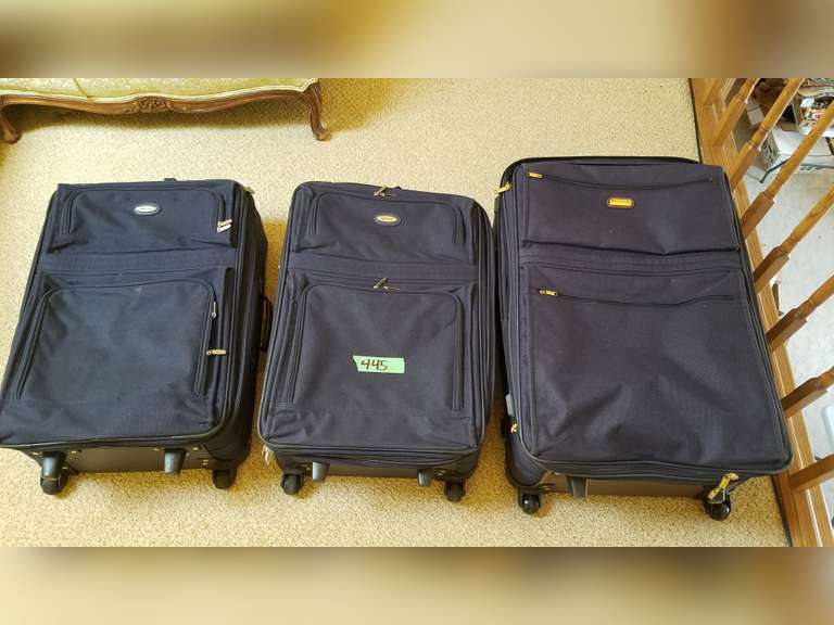 (3) Suitcases Soft Sided, Rolling Adam Marshall Land & Auction, LLC