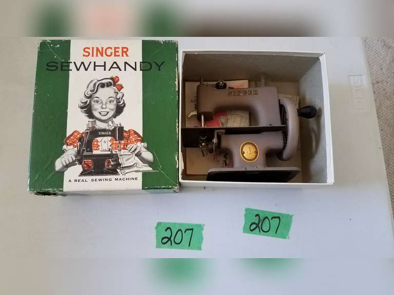 Child's Singer Sewing Machine Adam Marshall Land & Auction, LLC