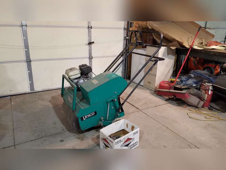 Lesco Turk Aerator W/Honda 5.5 Engine, Extra Plugs, 26", Pull Start