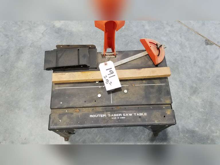 Ryobi Model R160 1.5 HP Router W/Case and Router Table - Adam Marshall