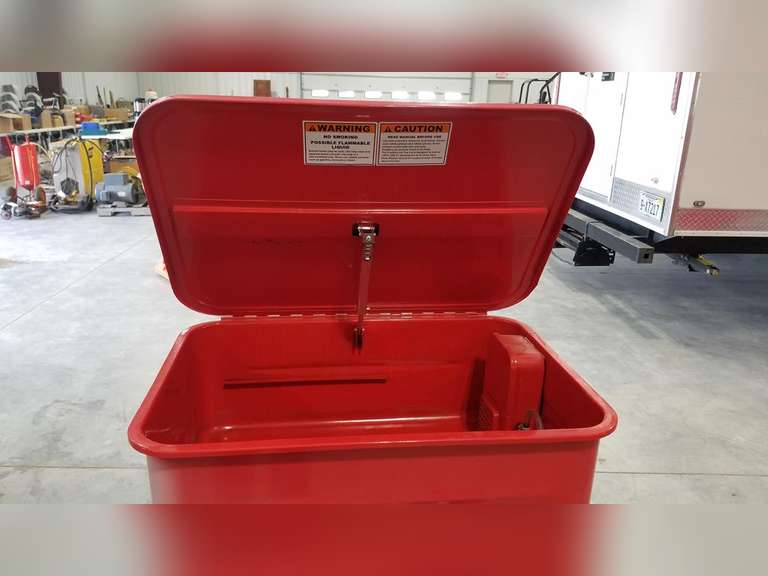 Black Bull 20 Gallon Parts Washer Adam Marshall Land & Auction, LLC