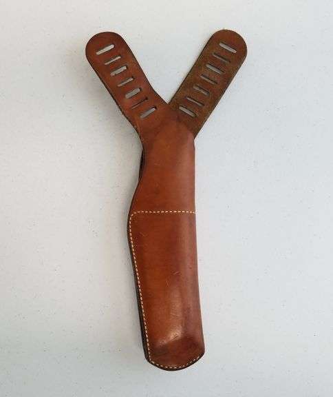 Leather Holsters - Bianchi X15-Medium Shoulder & Hunter #13 - Adam