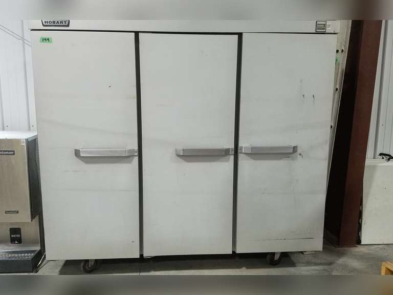 Hobart Model Q3 Three Door Refrigerator Unit Worked When Removed From