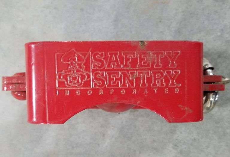 Misc Napa Fuel Pump, 2 Ton Bottle Jack, Chrysler InDash Radio/CD