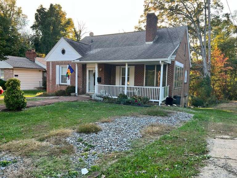 Real Estate Auction Martinsville VA 221 Stuart St Matthews
