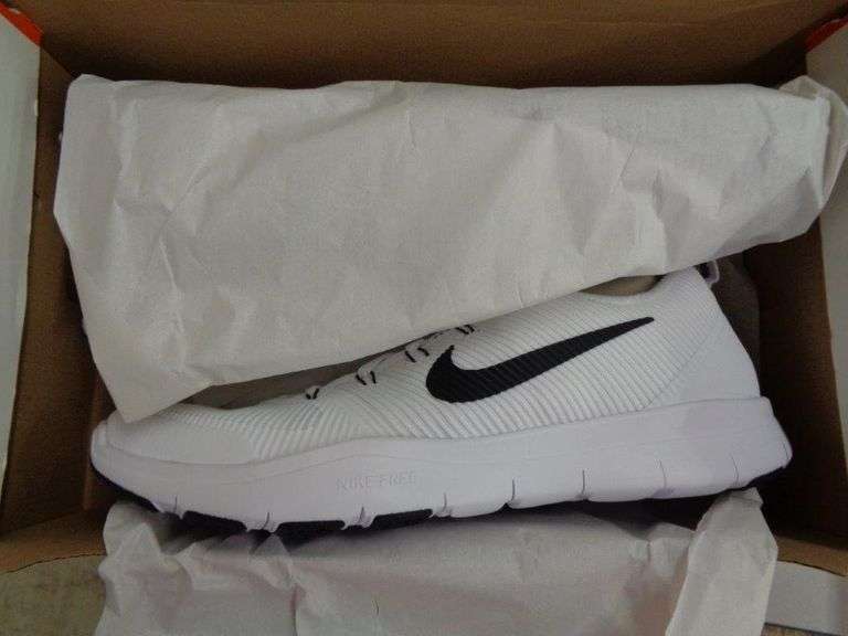 3 MENS RUNNING SHOE SIZE 15 Matthews Auctioneers